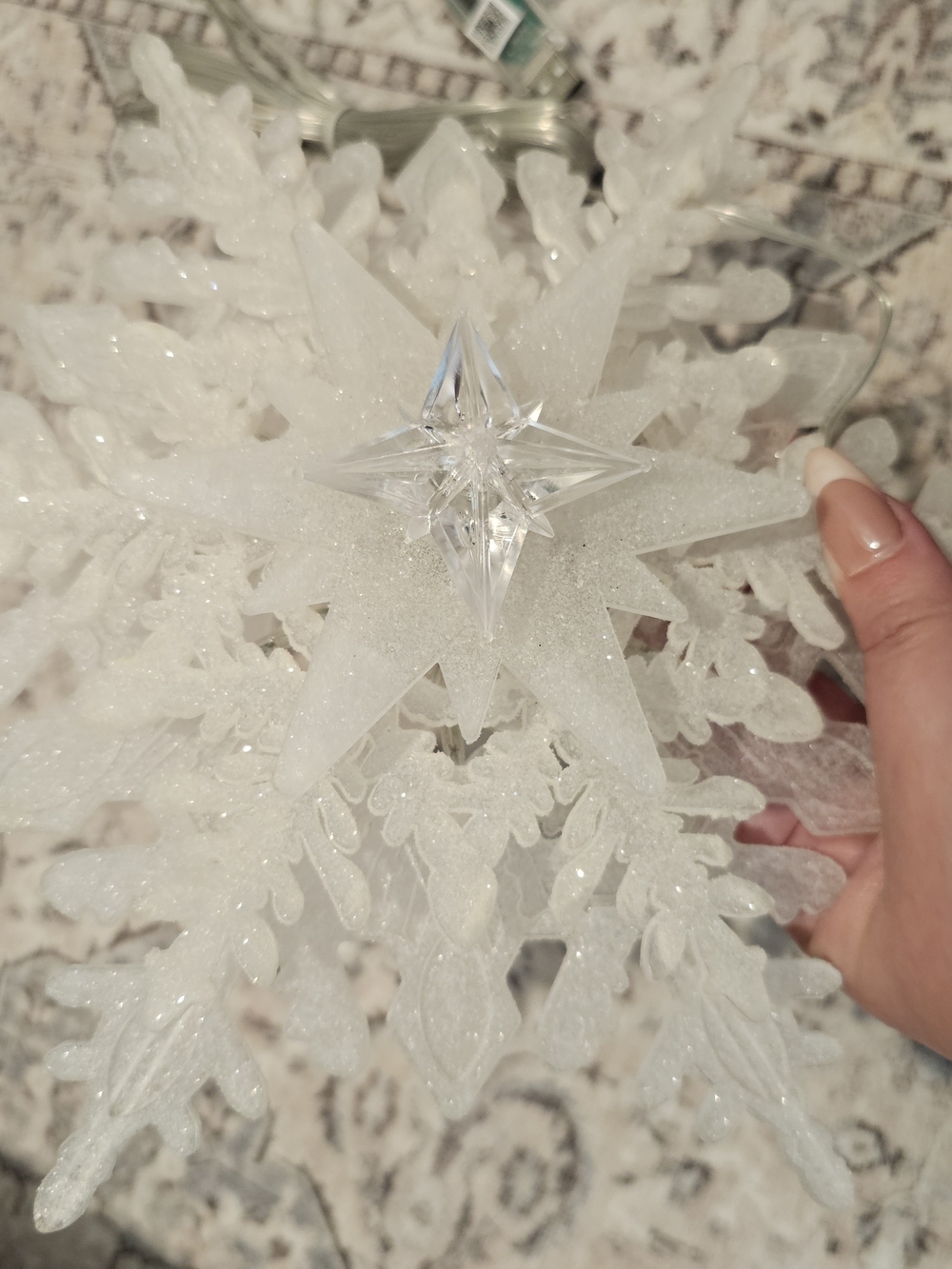 Snowflake Smart LED Lit Tree Topper with Remote - Picture 8 of 10